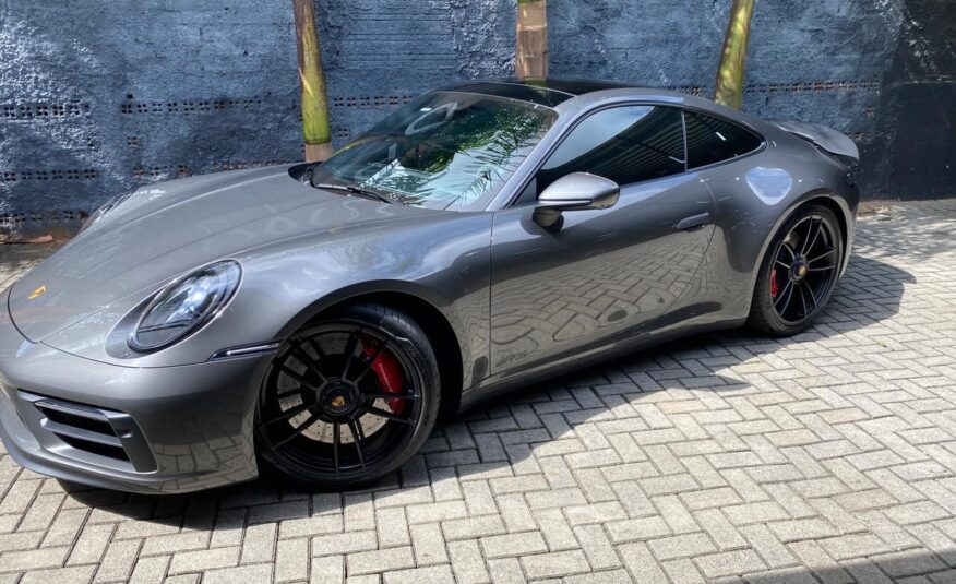 PORSCHE 911 CARRERA GTS 2023