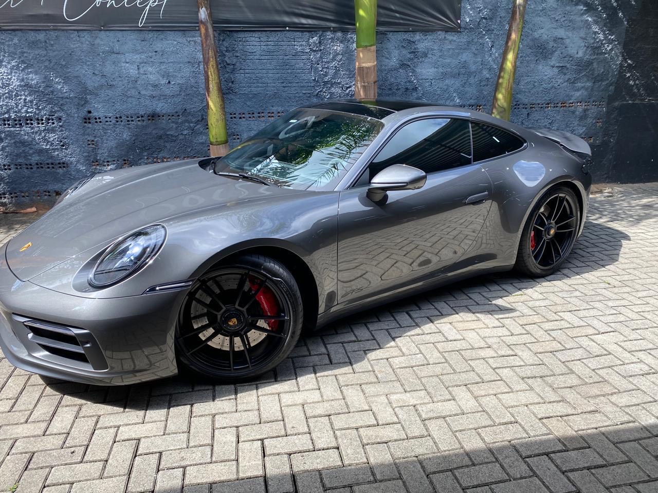 PORSCHE 911 CARRERA GTS 2023