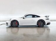 PORSCHE 911 CARRERA GTS 2024