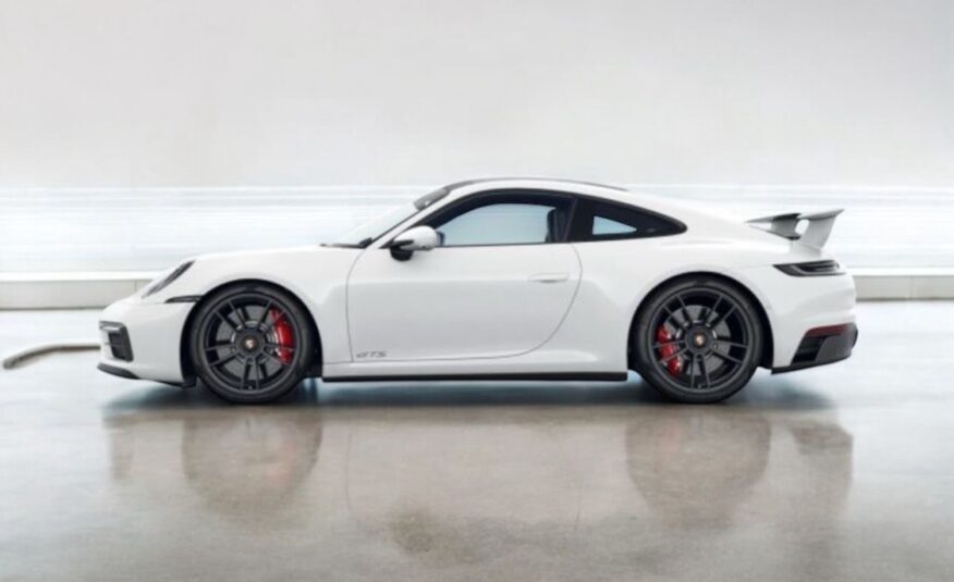 PORSCHE 911 CARRERA GTS 2024