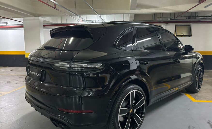 PORSCHE CAYENNE TURBO BLINDADA 2020