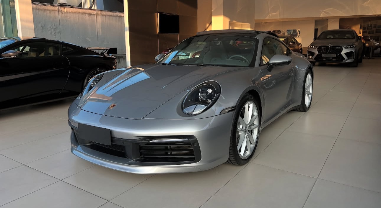 PORSCHE 911 CARRERA 2024