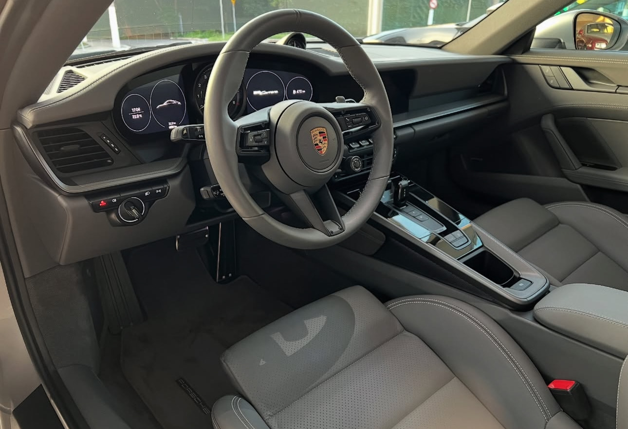 PORSCHE 911 CARRERA 2024