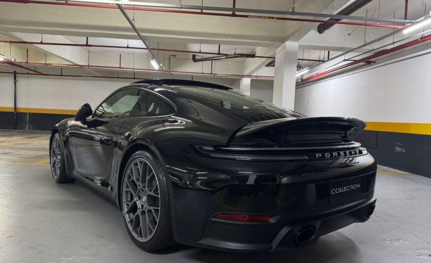 PORSCHE 911 992 CARRERA 2025