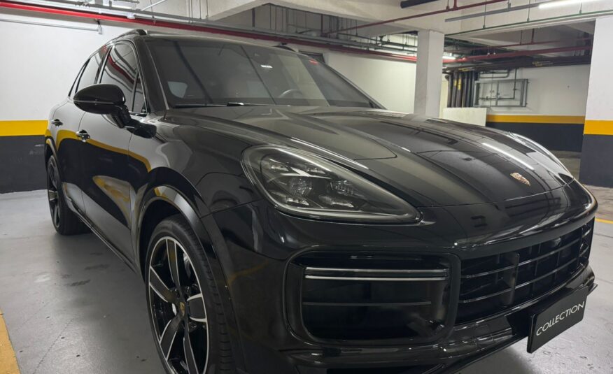 PORSCHE CAYENNE TURBO BLINDADA 2020