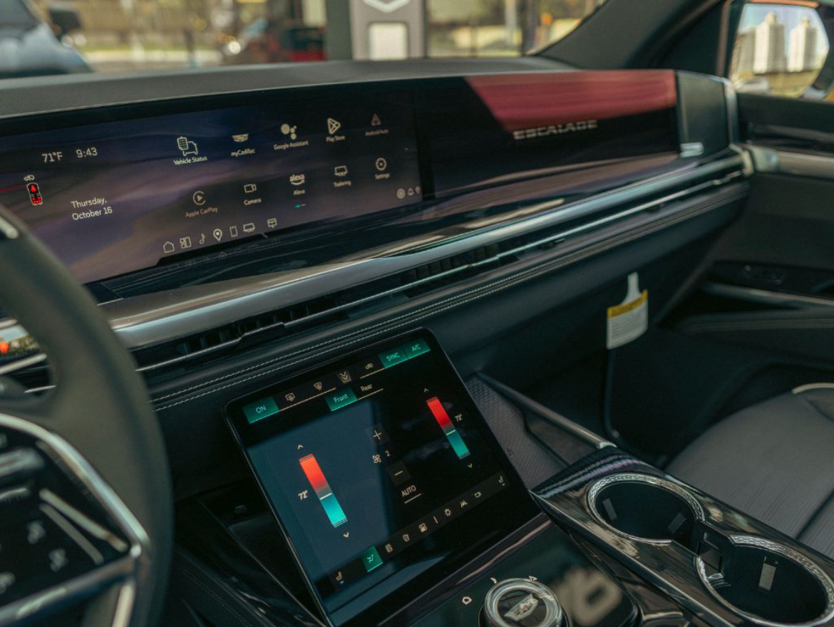 Cadillac Escalade Sport 4×4 – Short