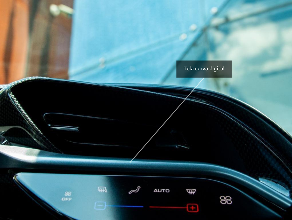 Ferrari SF90 4.0 V8 Turbo PHEV STRADALE F1-DCT