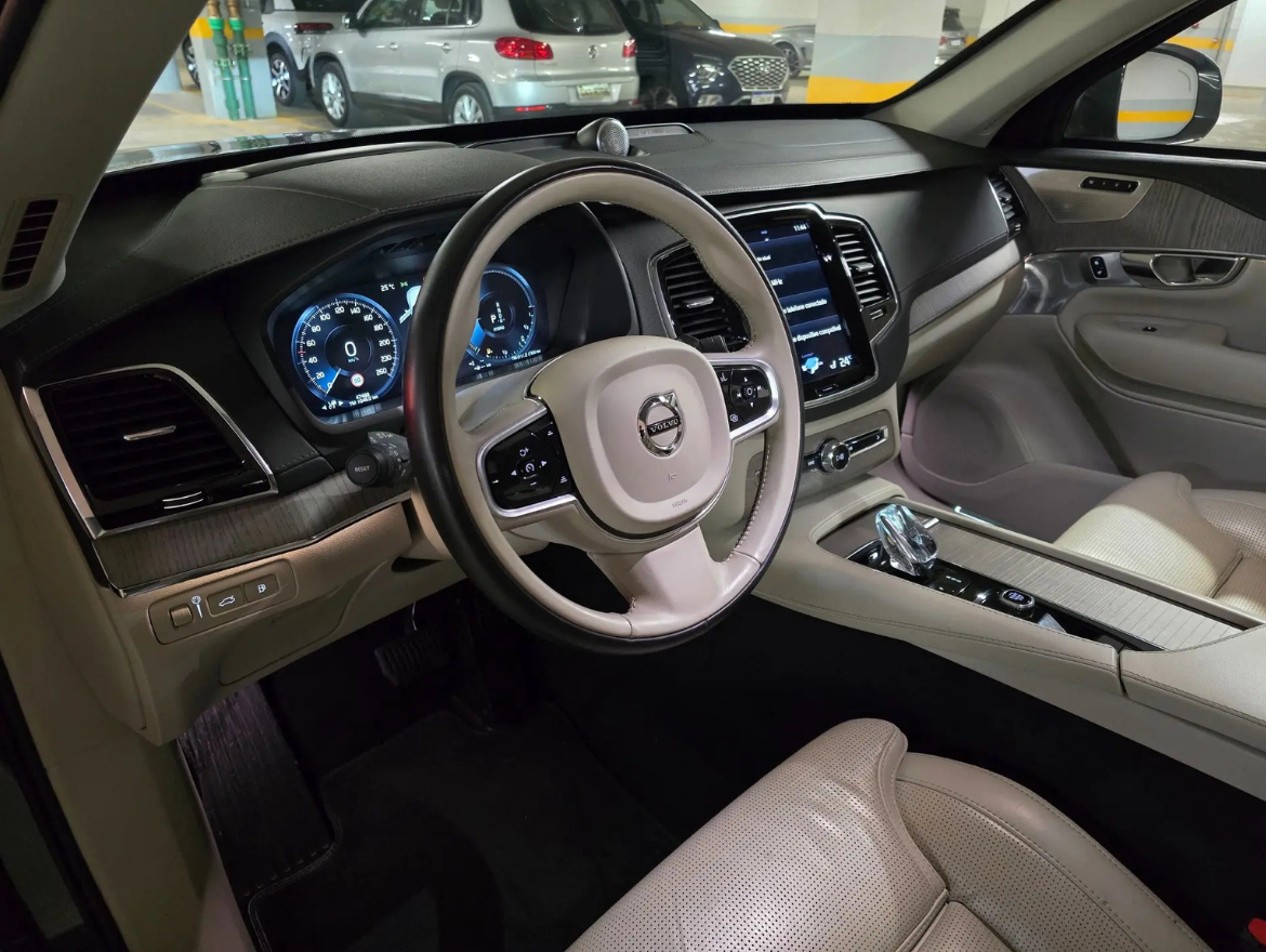 Volvo XC90 2.0 T8 Hybrid Inscription AWD Geartronic Blindada Carbon
