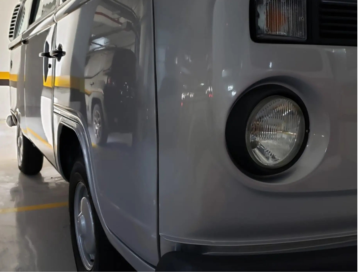 Volkswagen Kombi 1.6 MI STD Série Prata 8V Gasolina 3P Manual