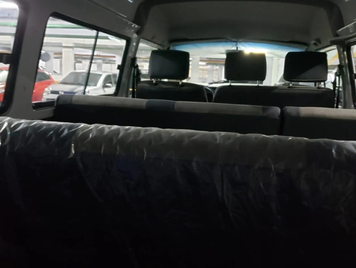 Volkswagen Kombi 1.4 MI Furgão 8V Flex 3P Manual