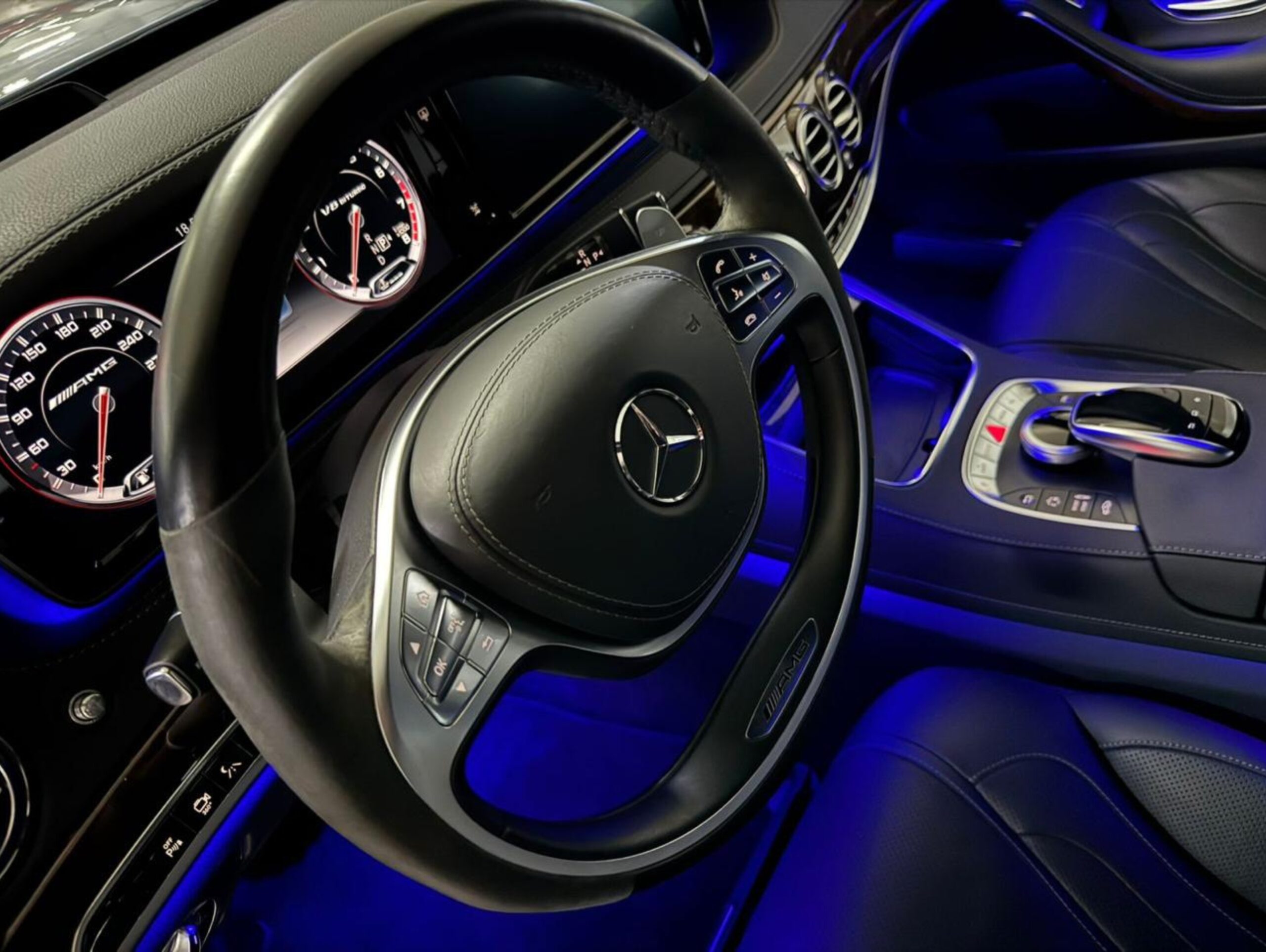 Mercedes-Benz S 63 AMG 5.5 V8 Bi-Turbo Gasolina 4P Automático