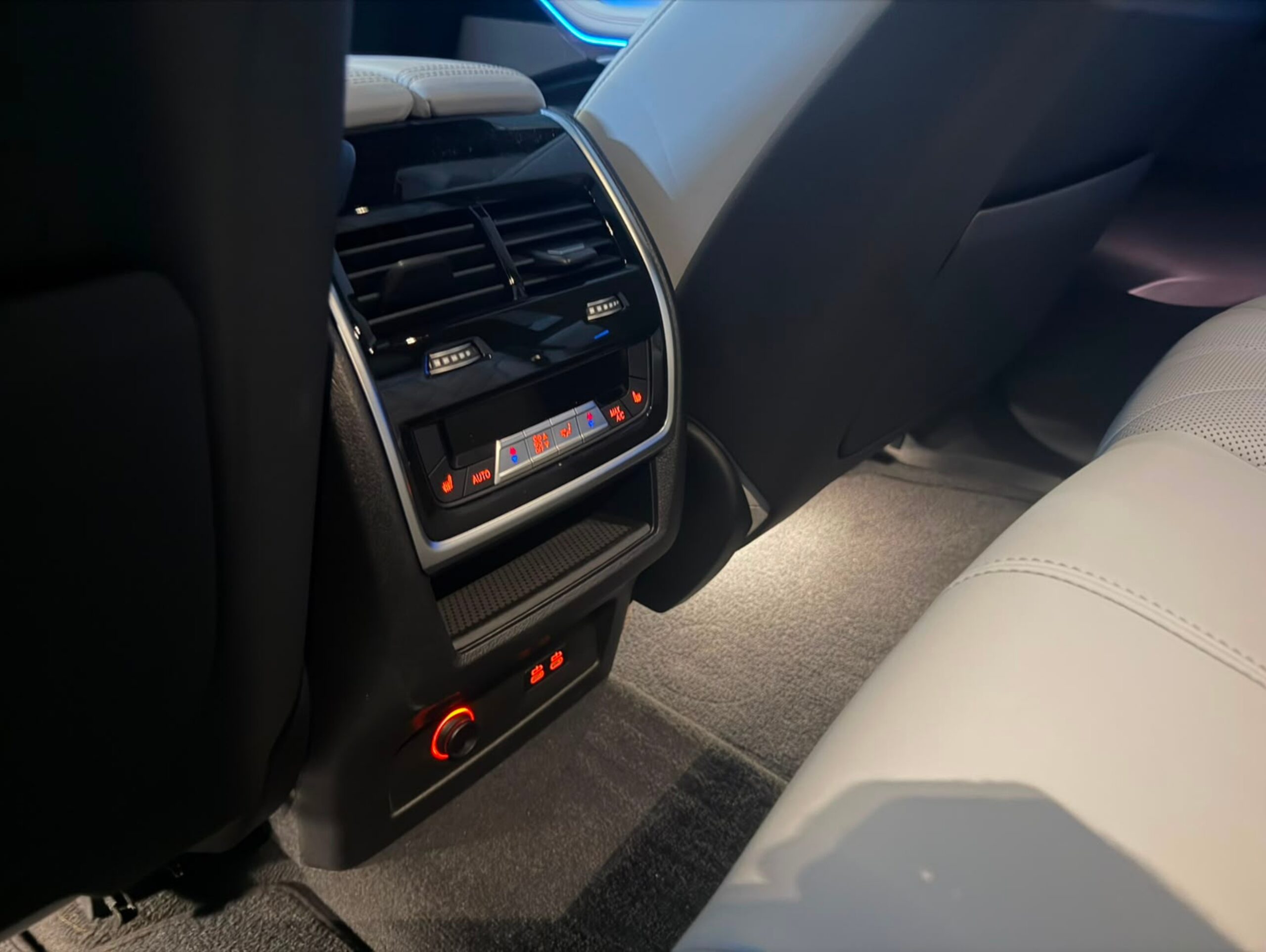 BMW X5 3.0 i6 Turbo Híbrido xDrive50e X Line Automático
