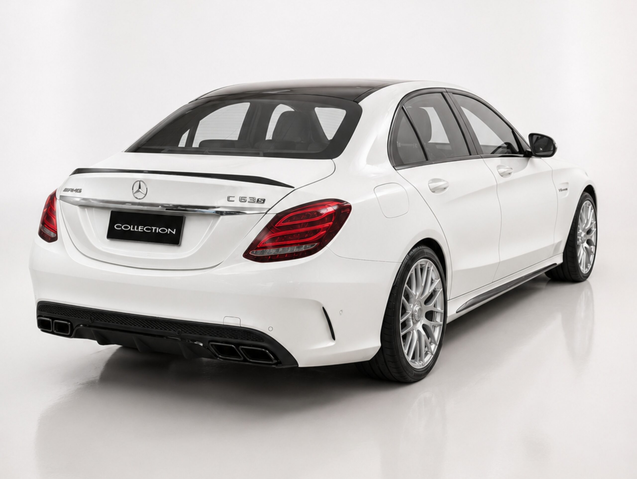 Mercedes-Benz C 63 AMG 4.0 V8 Turbo S Gasolina Sedan 4P Automático