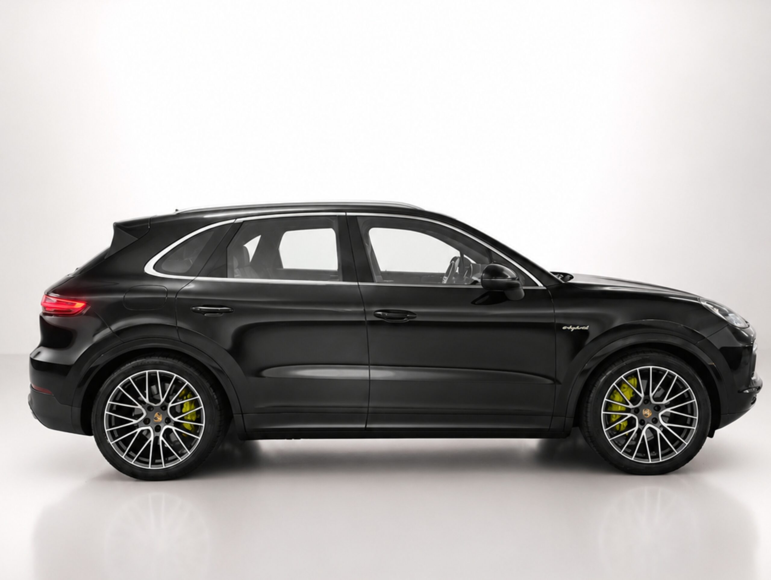 Porsche Cayenne 3.0 V6 E-Hybrid AWD Tiptronic S