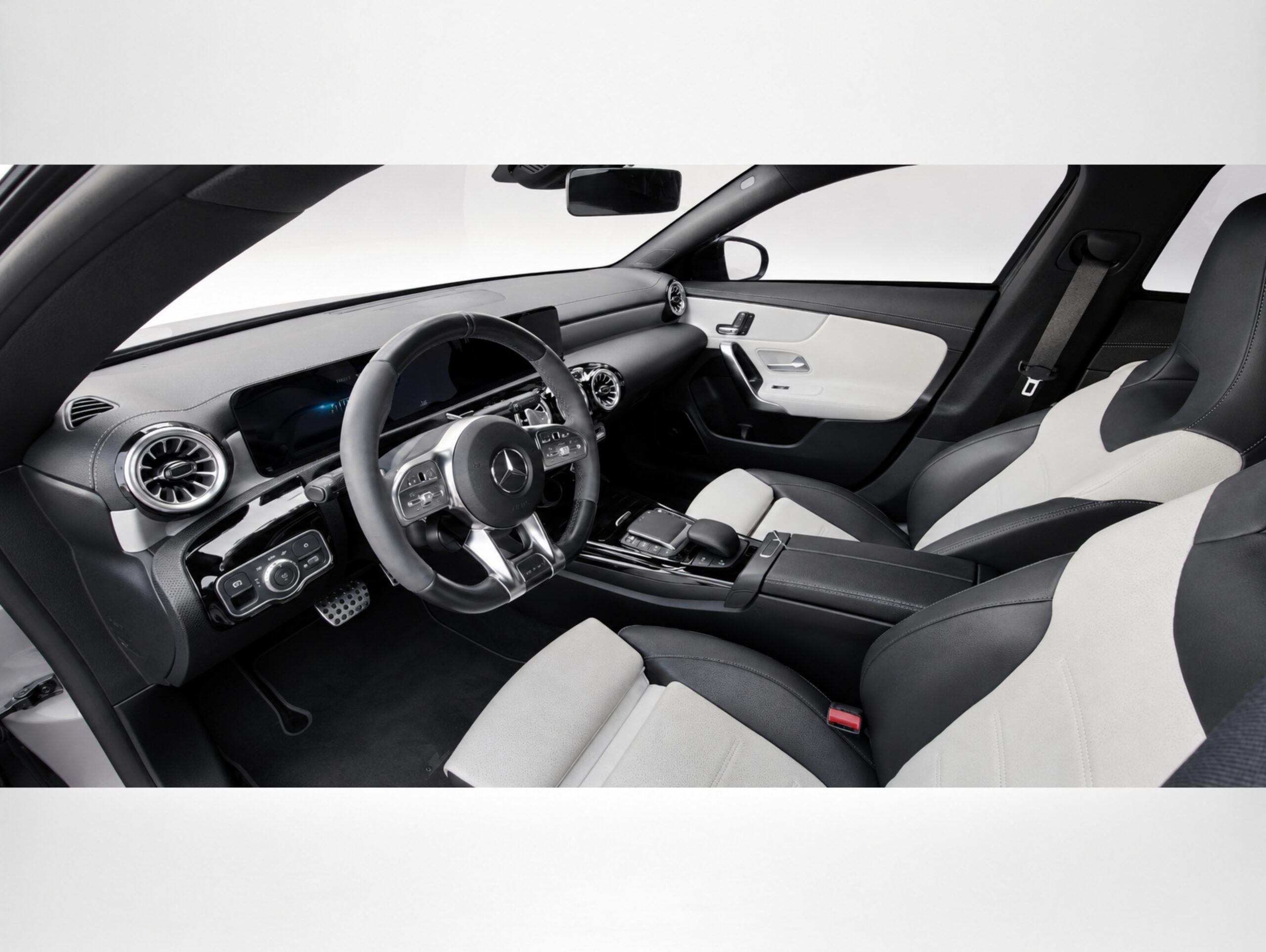 Mercedes-Benz CLA 45 AMG 2.0 CGI Gasolina S 4Matic Speedshift