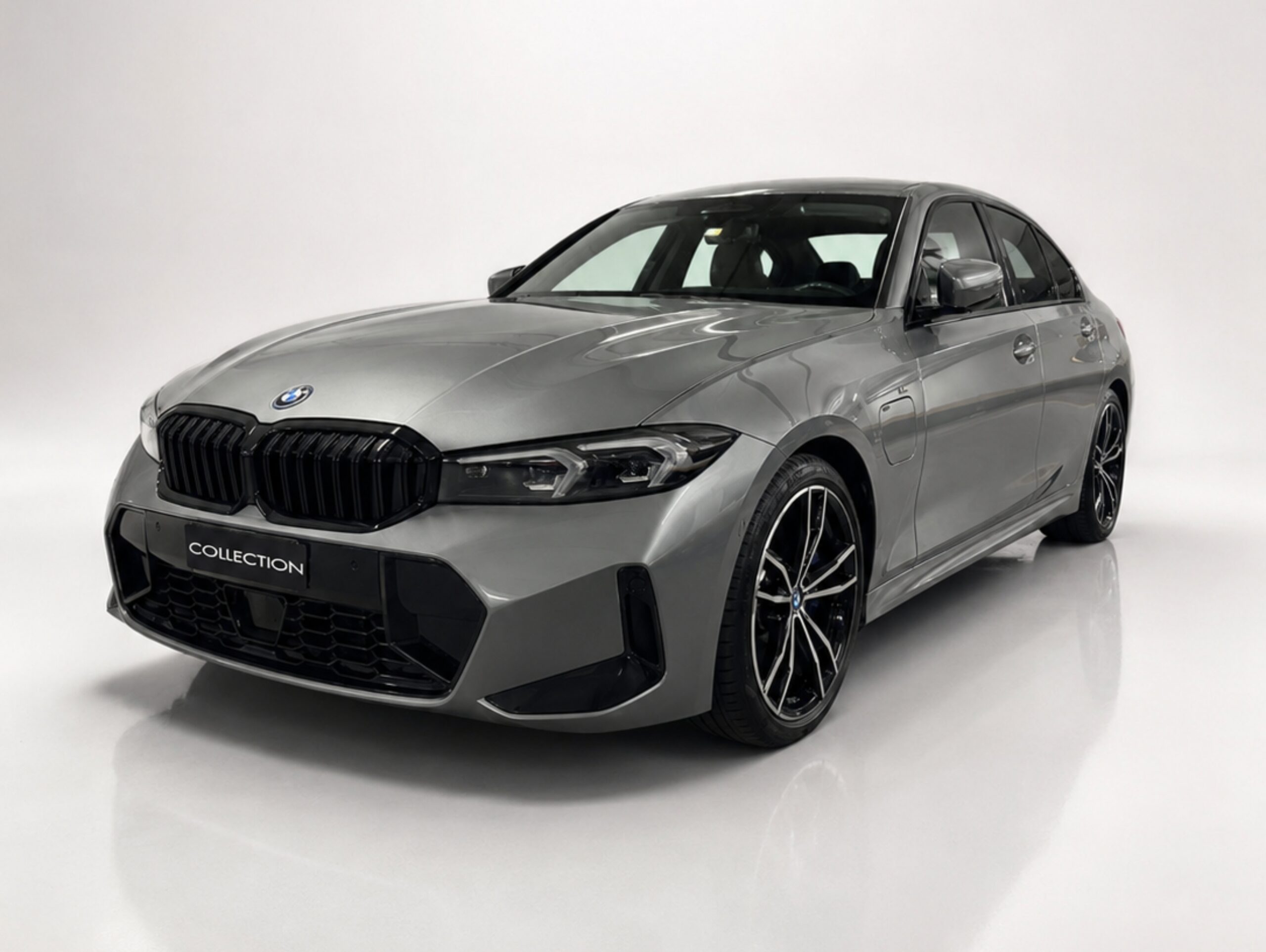 BMW 330e 2.0 16V Turbo Híbrido M Sport Automático