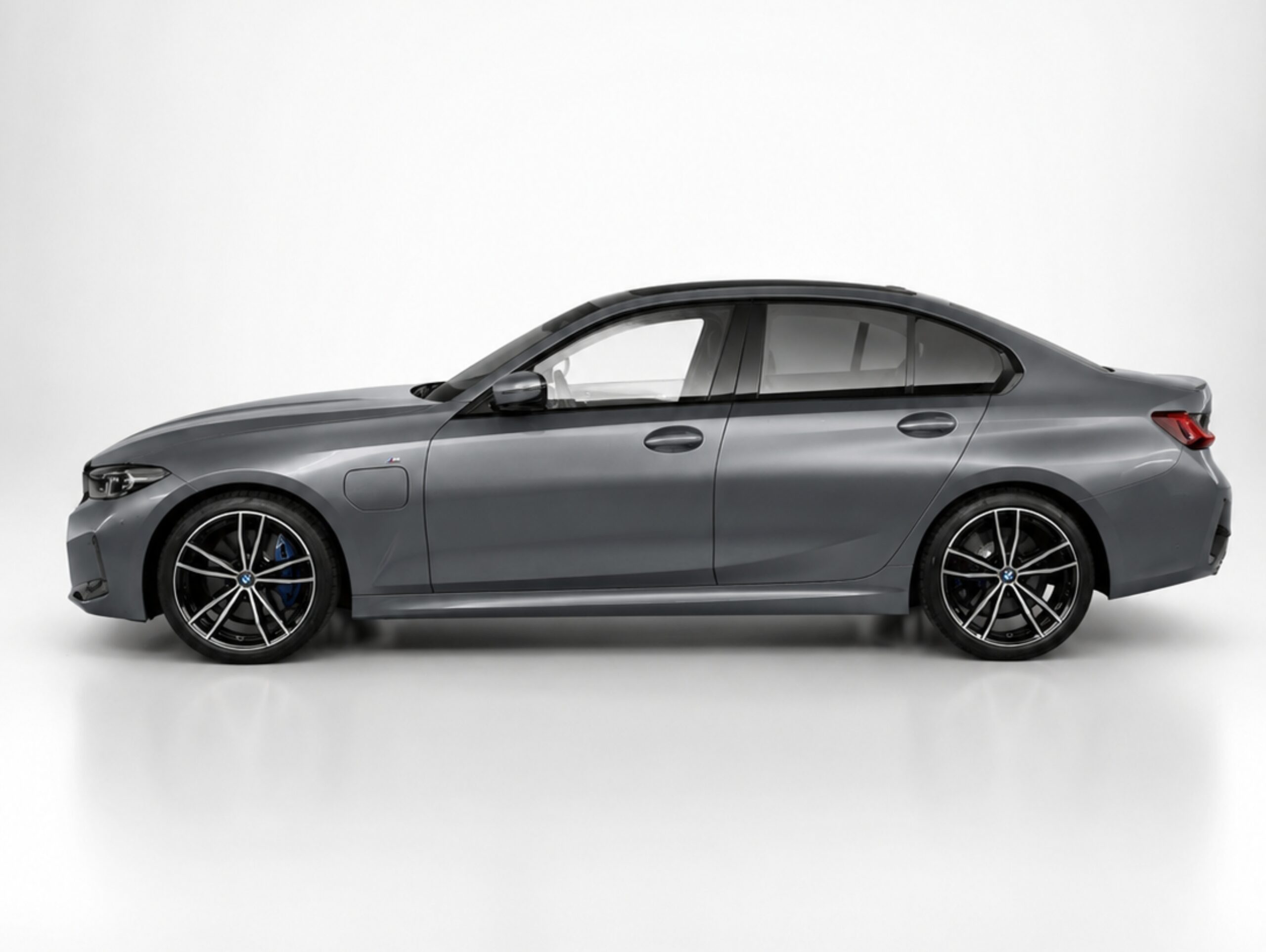 BMW 330e 2.0 16V Turbo Híbrido M Sport Automático