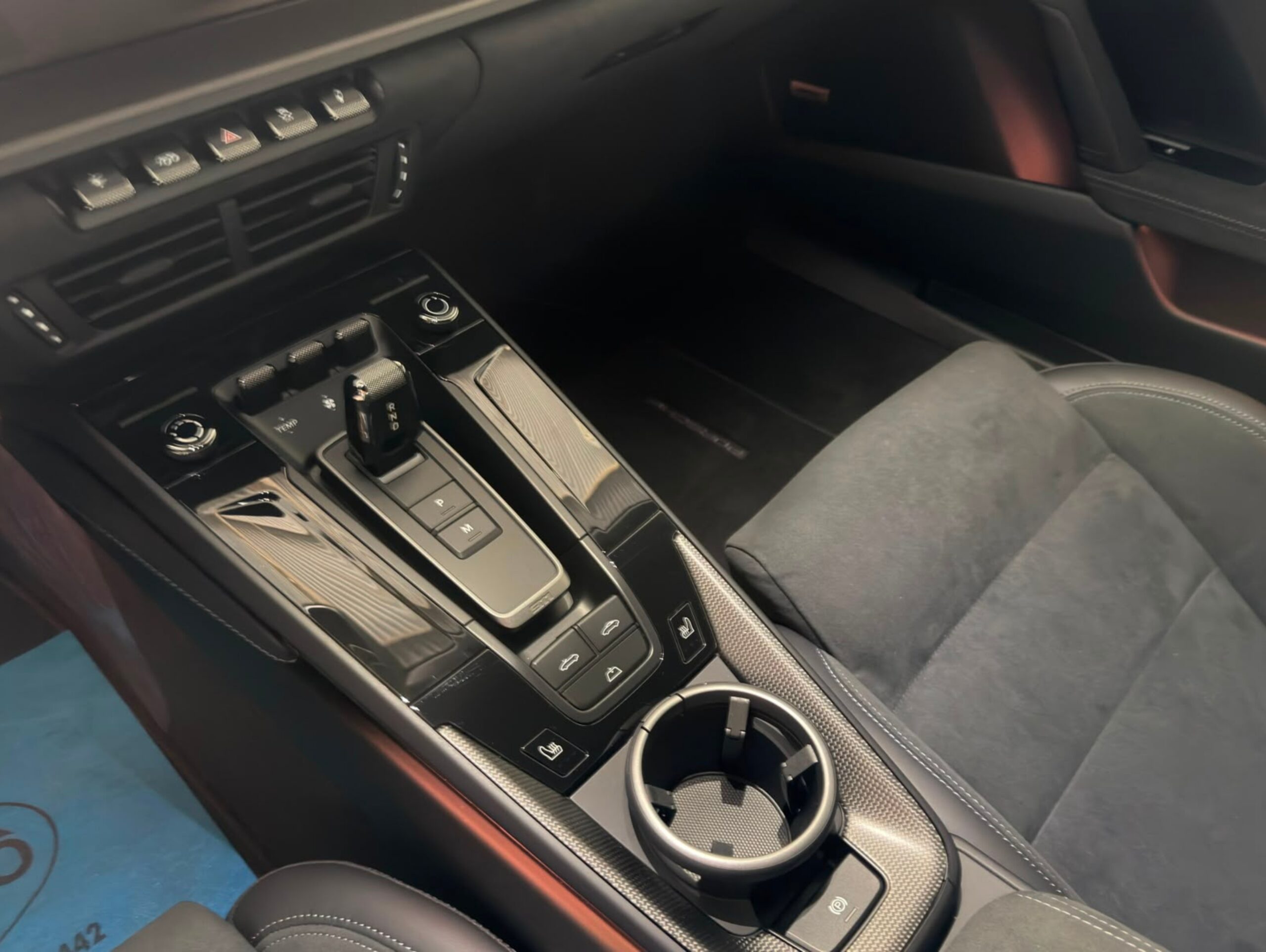 Porsche 911 3.6 24V H6 T-Hybrid Carrera GTS Cabriolet PDK