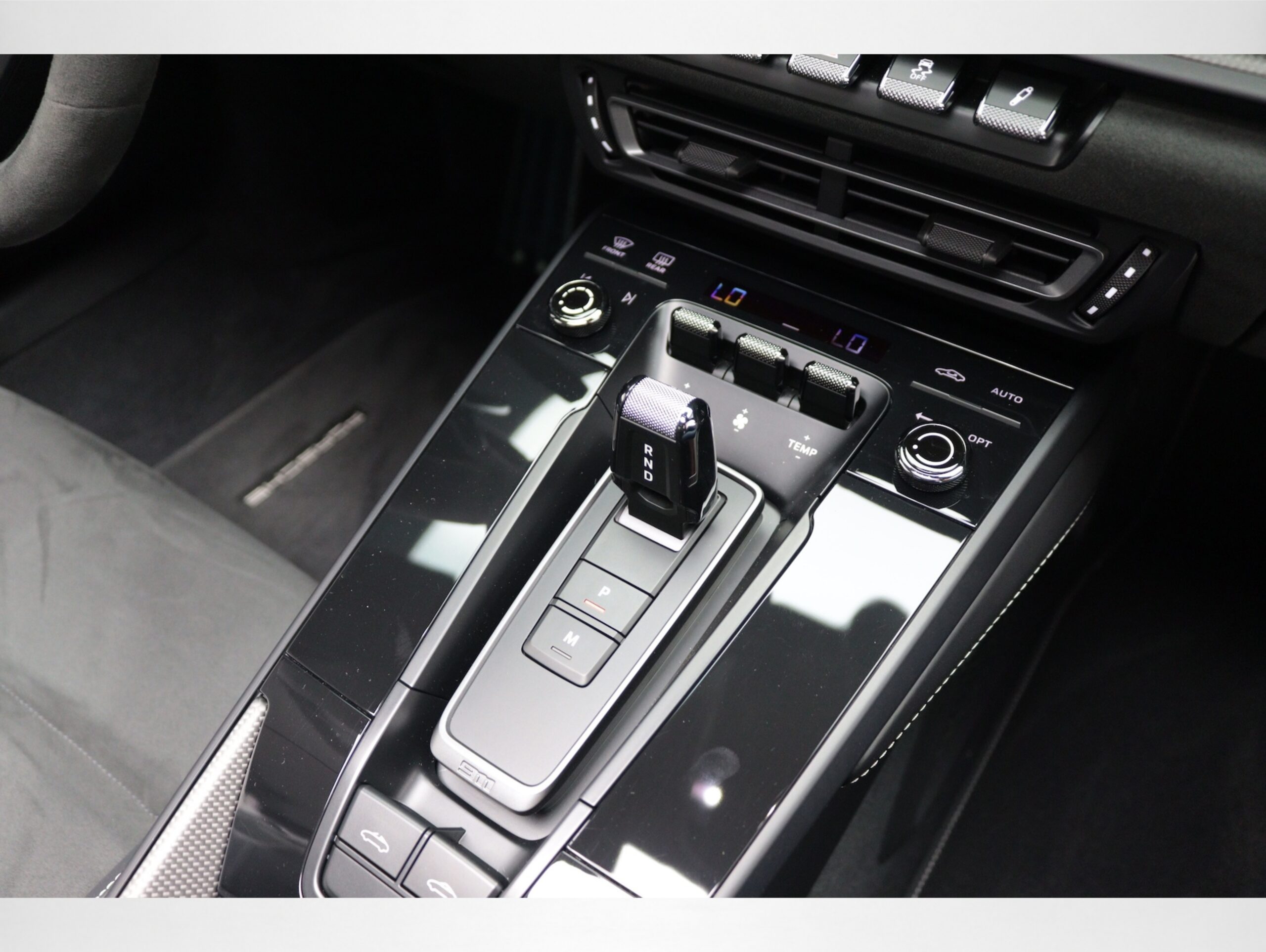 Porsche 911 3.0 24V H6 Gasolina Targa 4 GTS PDK