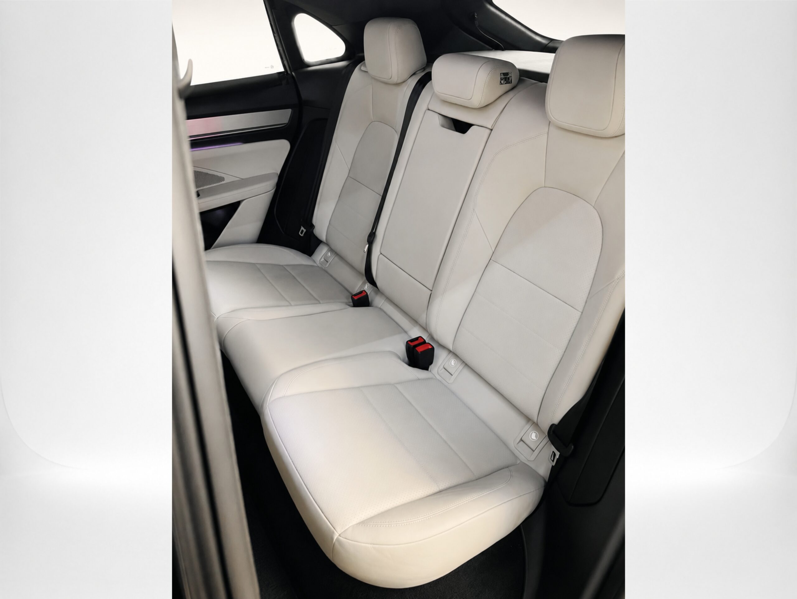 Porsche Macan Turbo Elétrica