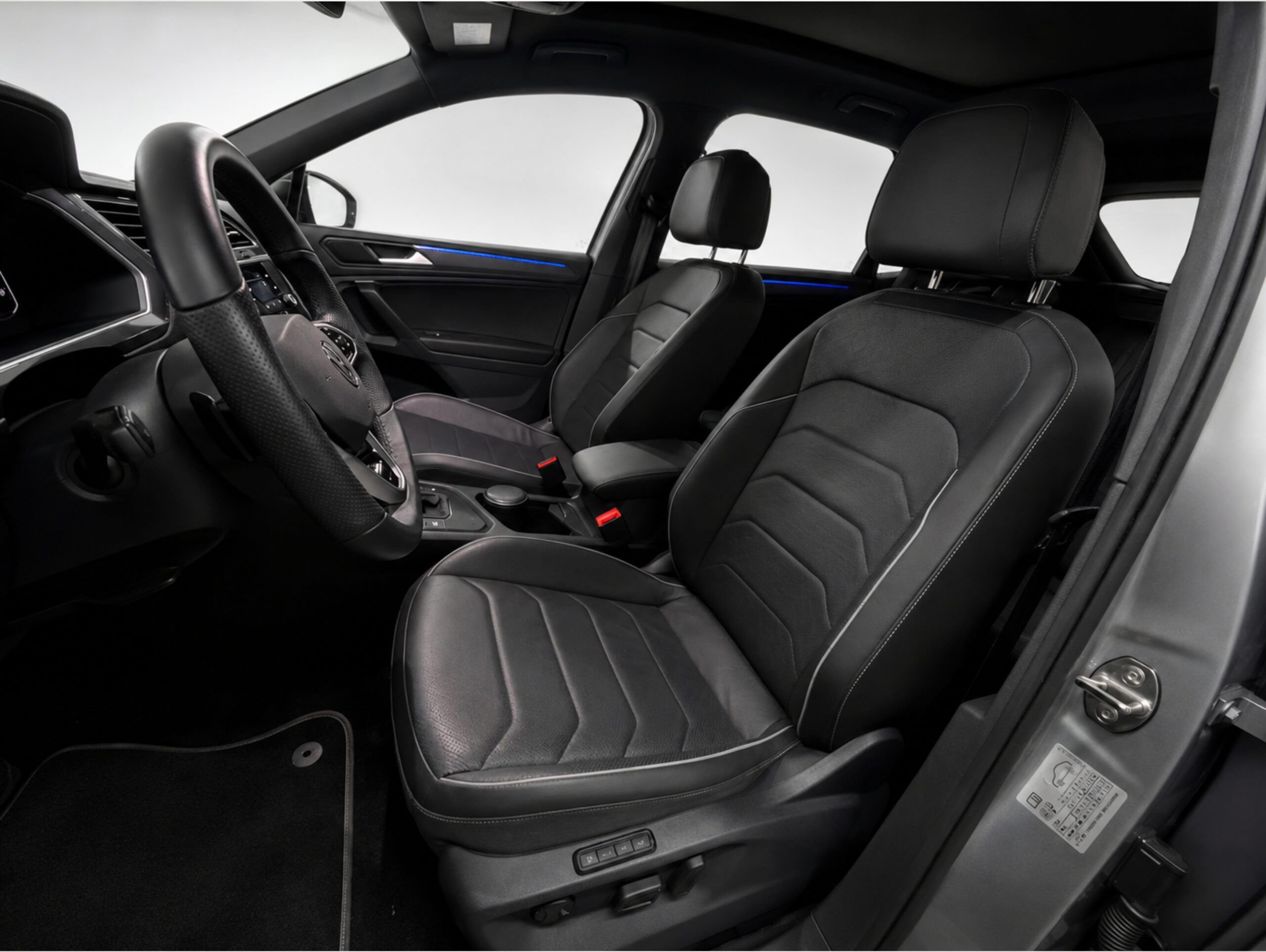Volkswagen Tiguan 2.0 300 TSI Gasolina AllSpace R-Line Automático