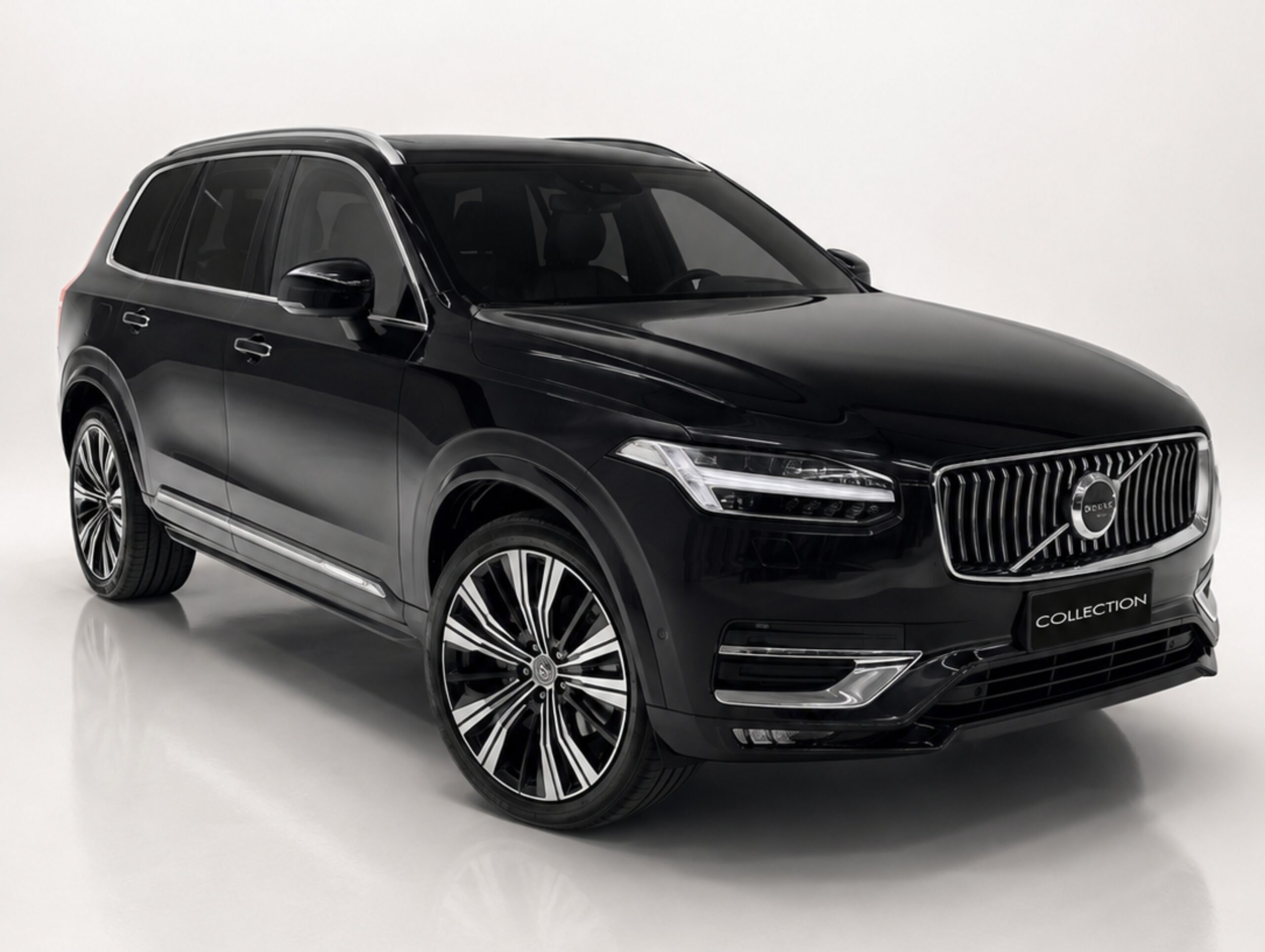 Volvo XC60 2.0 T8 Hybrid Inscription AWD Geartronic