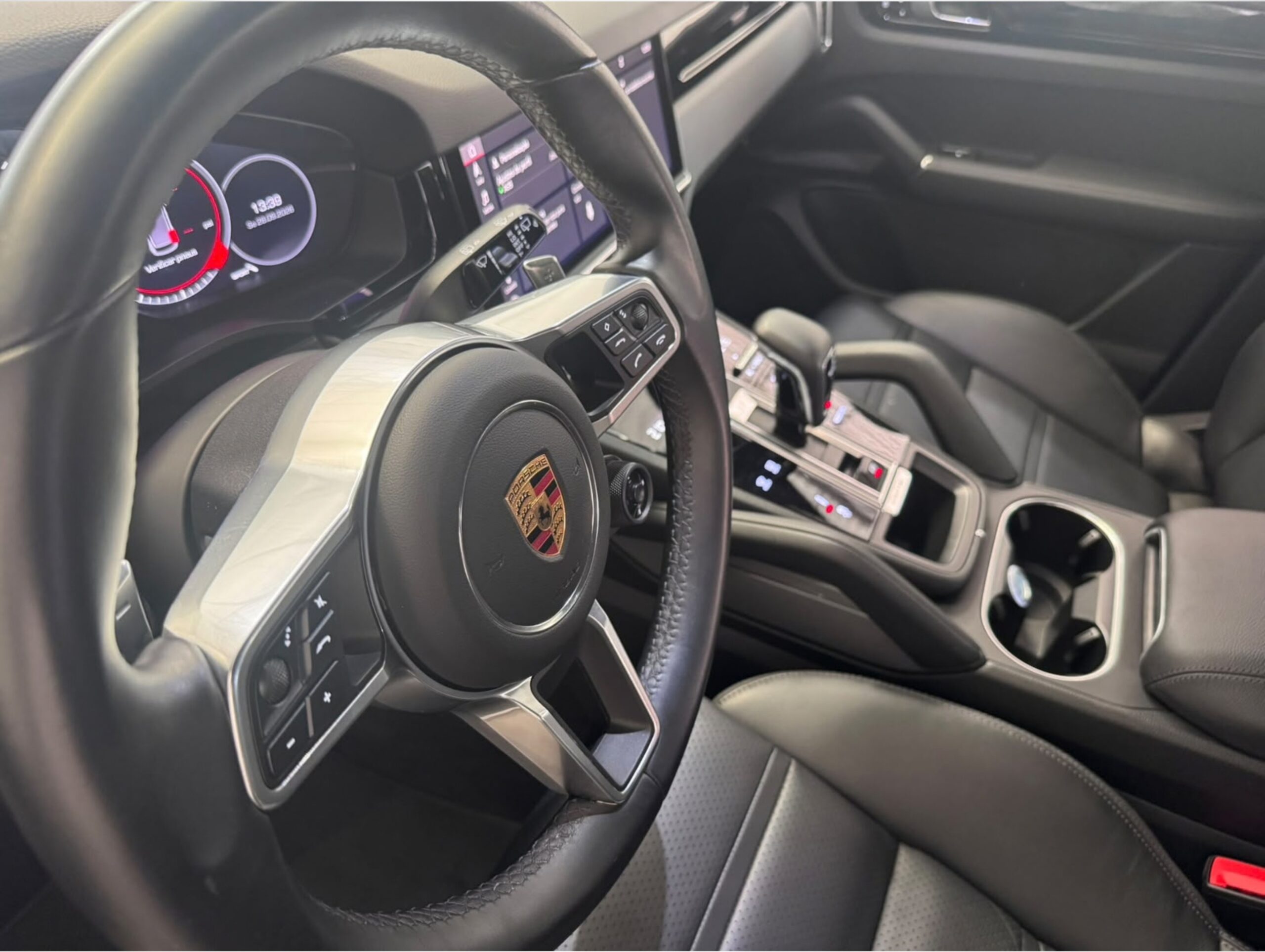 Porsche Cayenne 3.0 V6 E-Hybrid AWD Tiptronic S