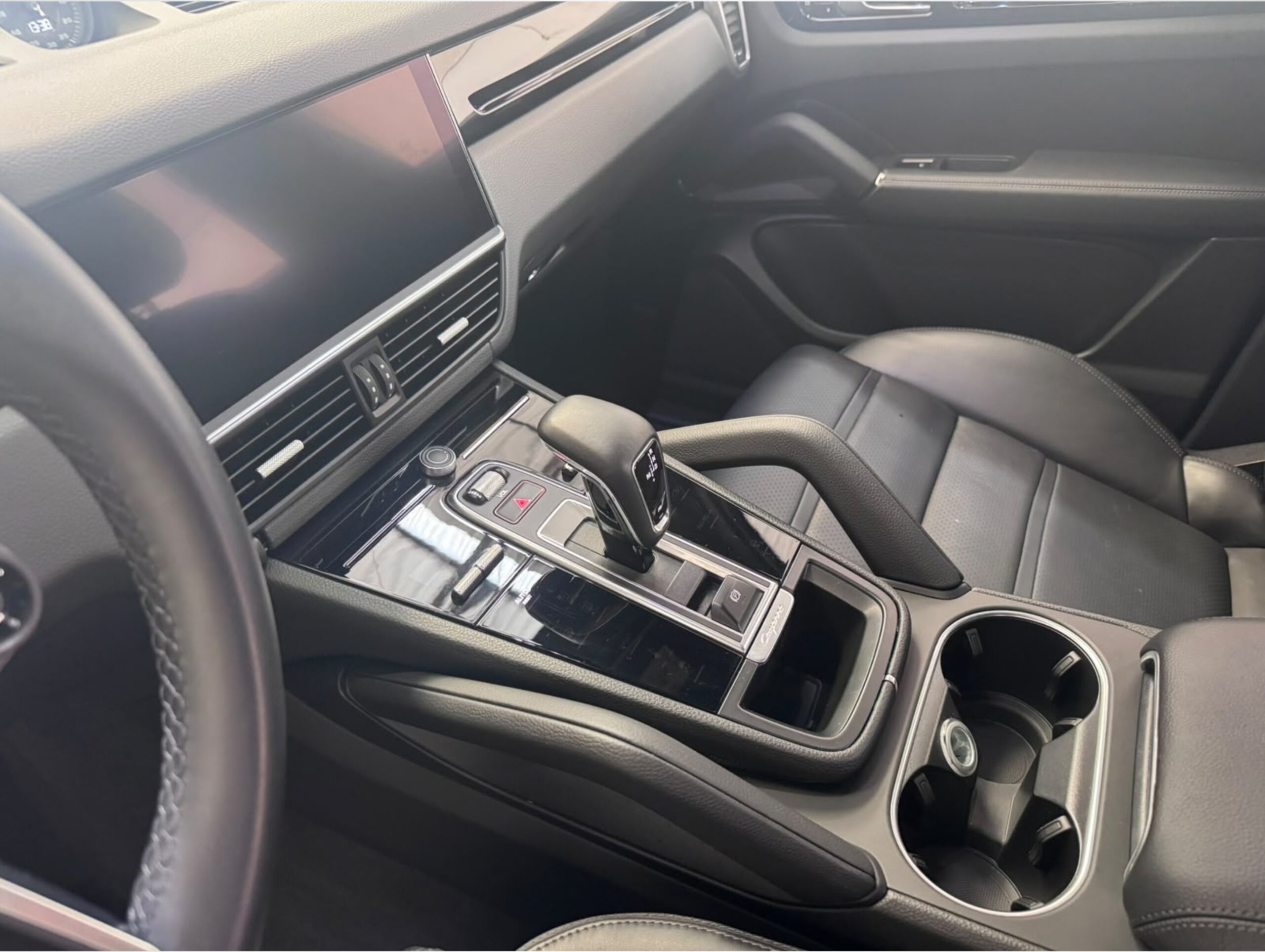 Porsche Cayenne 3.0 V6 E-Hybrid AWD Tiptronic S