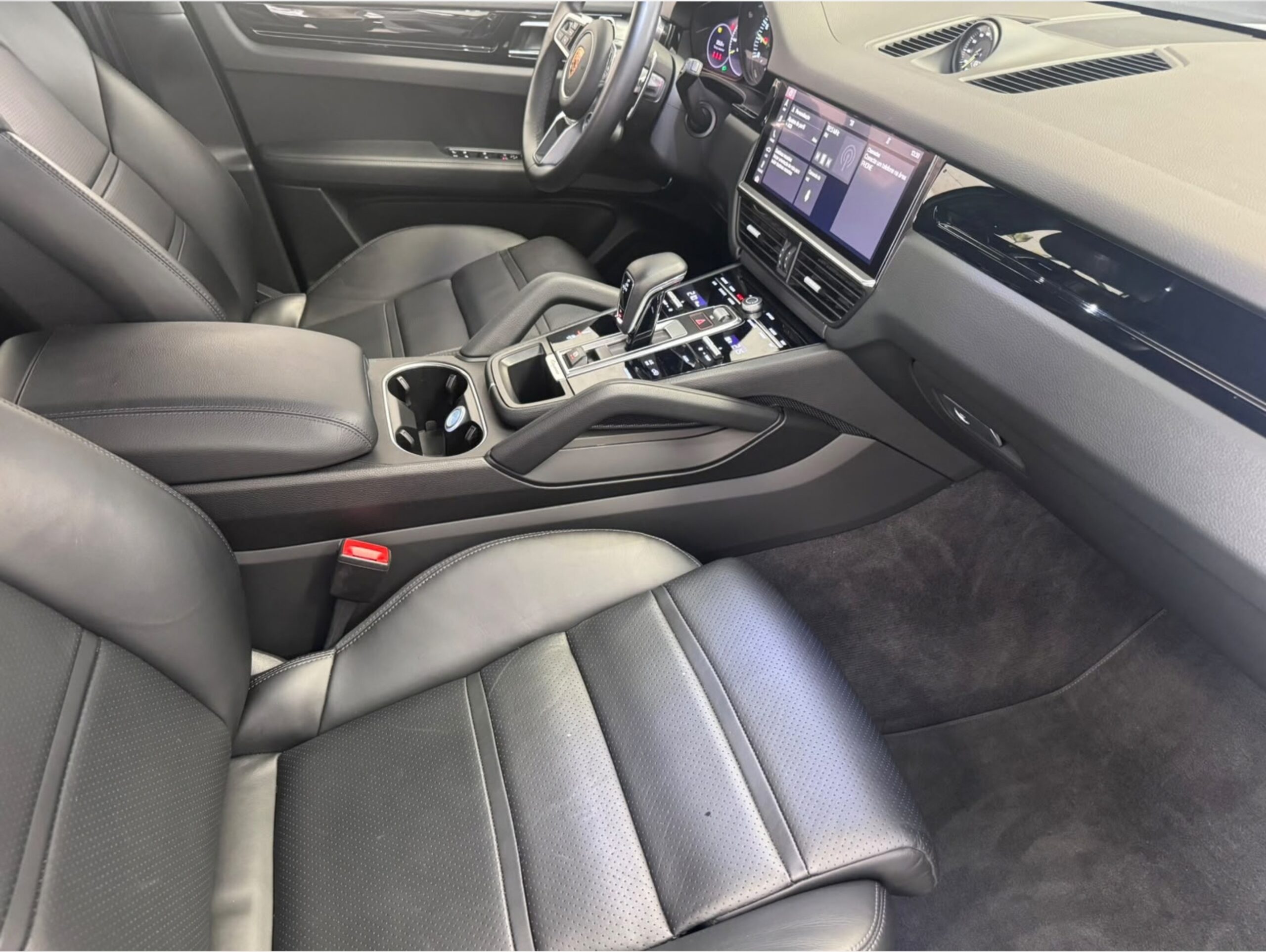 Porsche Cayenne 3.0 V6 E-Hybrid AWD Tiptronic S