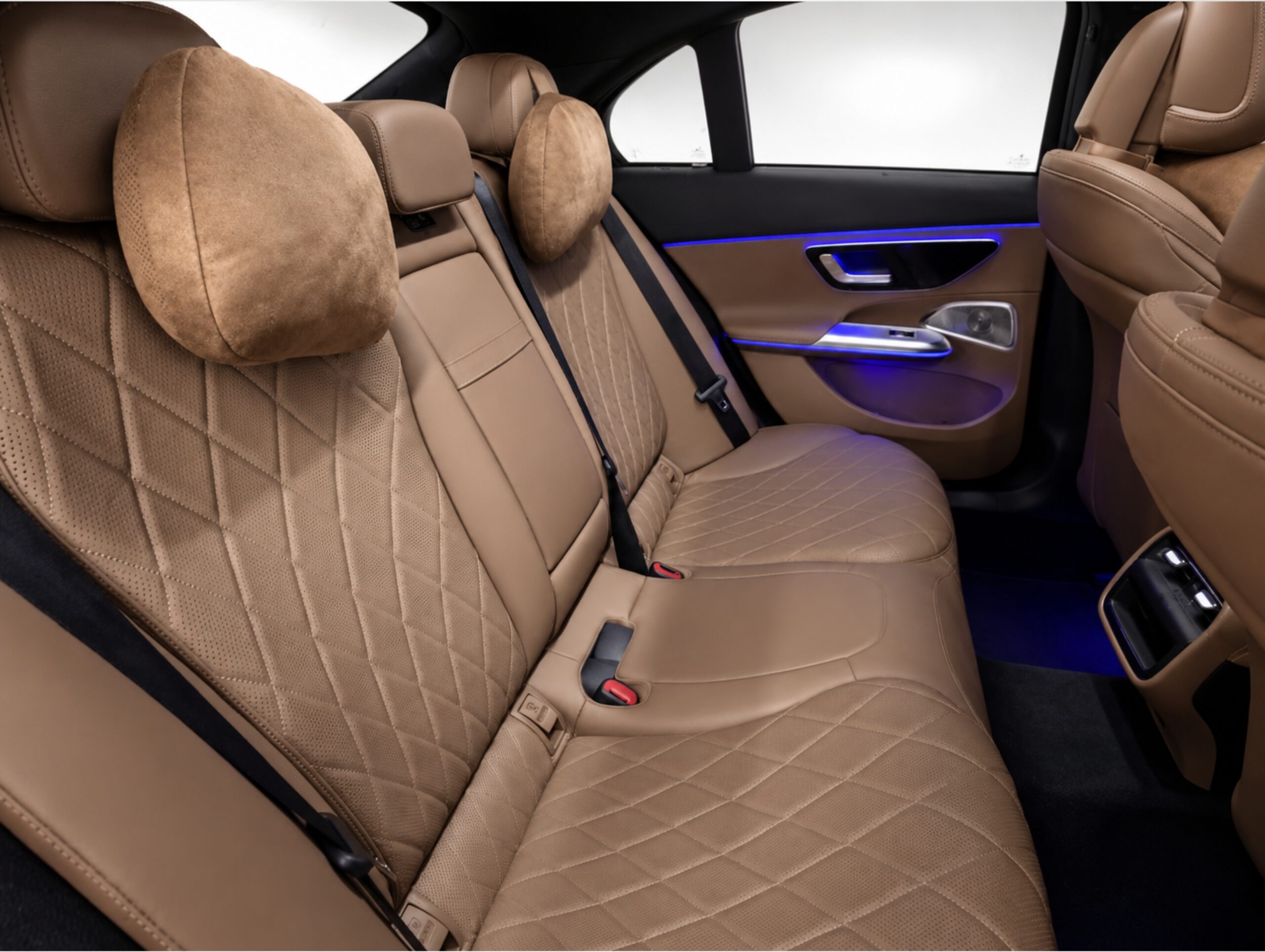 Mercedes-Benz E 300 2.0 MHEV Exclusive 9G-Tronic