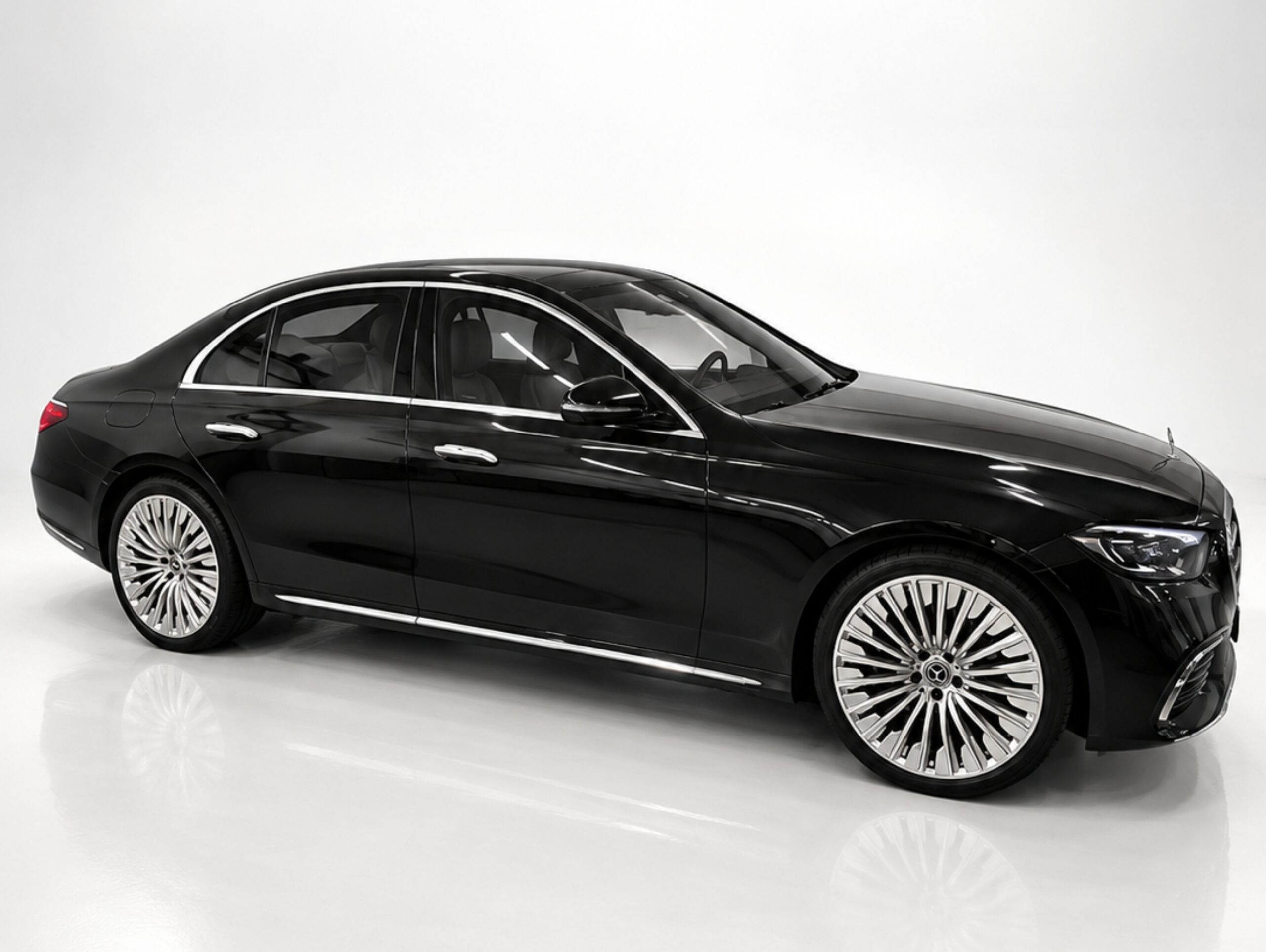 Mercedes-Benz E 300 2.0 MHEV Exclusive 9G-Tronic